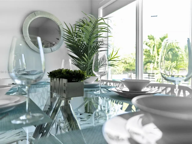 15 NW 52nd St, Miami FL 33127