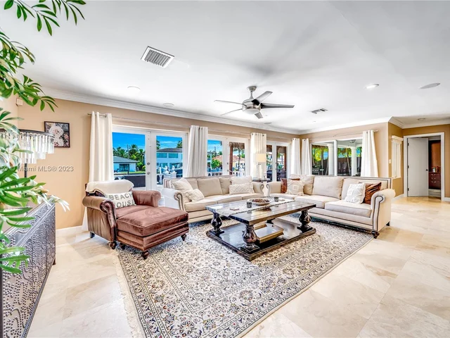 41 Castle Harbor Is, Fort Lauderdale FL 33308