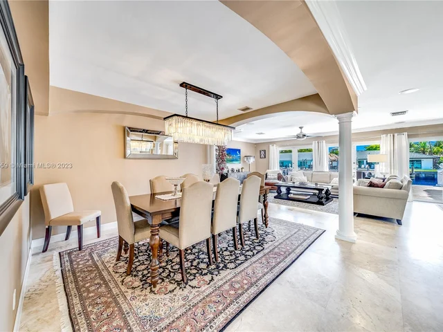 41 Castle Harbor Is, Fort Lauderdale FL 33308