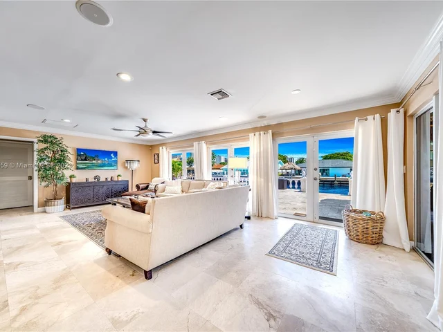 41 Castle Harbor Is, Fort Lauderdale FL 33308