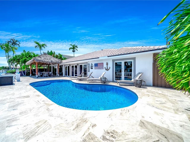 41 Castle Harbor Is, Fort Lauderdale FL 33308