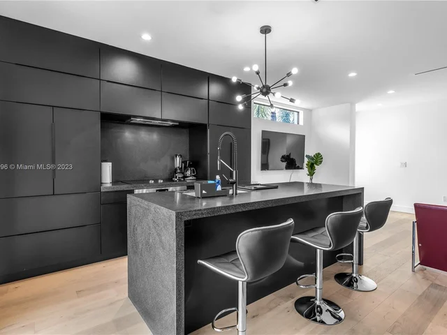 3174 SW 23rd Ter # 3174, Miami FL 33145