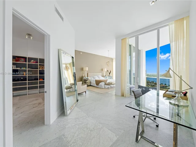 4100 Island Blvd # 3, Aventura FL 33160