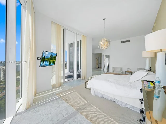 4100 Island Blvd # 3, Aventura FL 33160