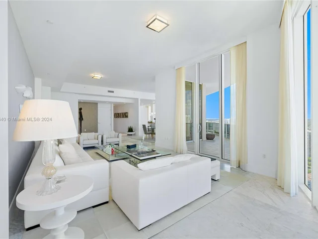 4100 Island Blvd # 3, Aventura FL 33160