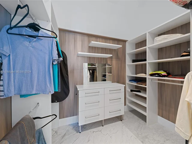 4100 Island Blvd # 3, Aventura FL 33160