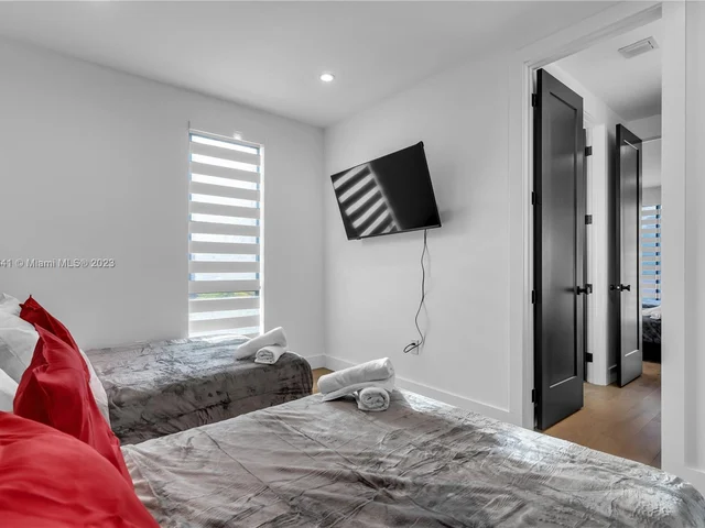 3176 SW 23RD TER # 3176, Miami FL 33145