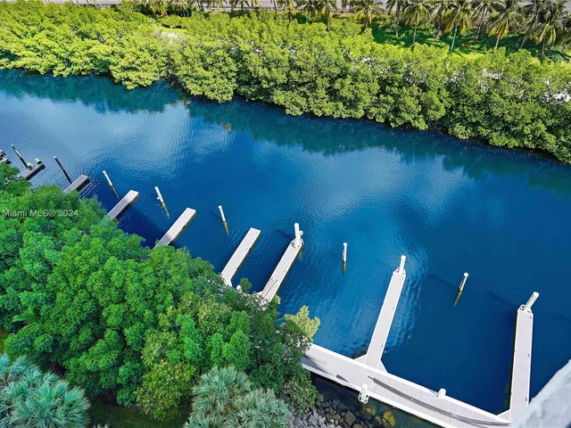 3500 Mystic Pointe Dr # 1504, Aventura FL 33180