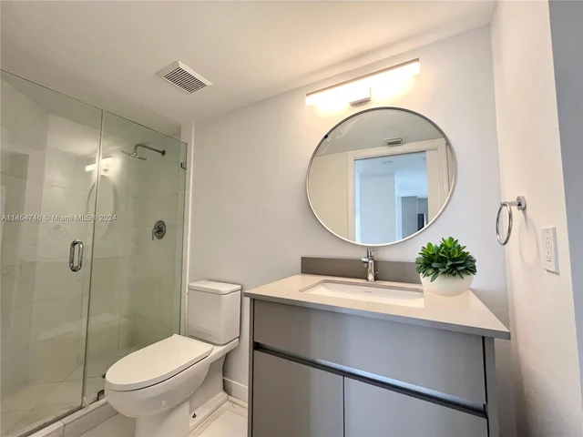 3500 Mystic Pointe Dr # 1504, Aventura FL 33180