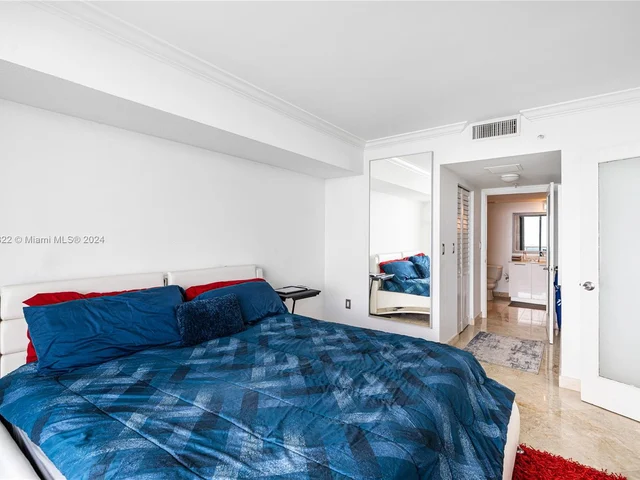 1800 N Bayshore Dr # 4105, Miami FL 33132