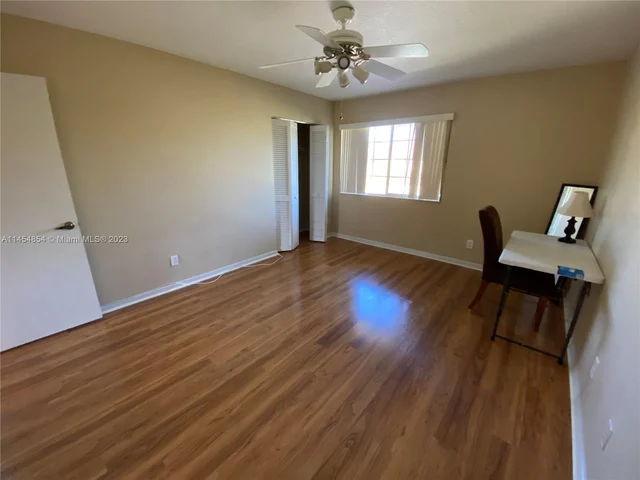 1231 NW 179th Ave, Pembroke Pines FL 33029