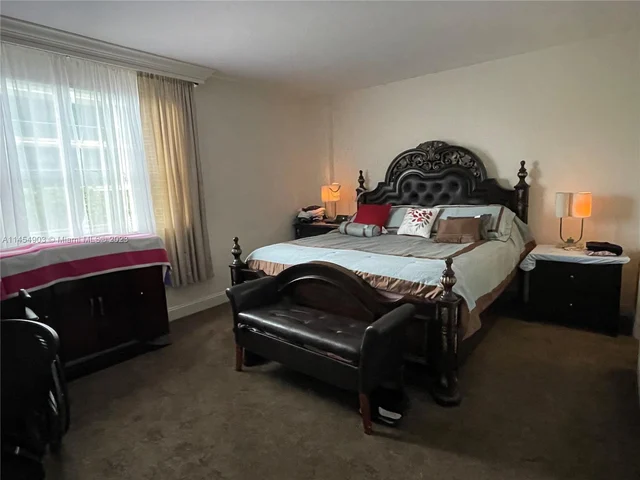 10185 Collins Ave # 222, Bal Harbour FL 33154