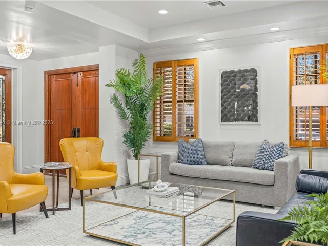 1958 Harbourview Dr, Fort Lauderdale FL 33316