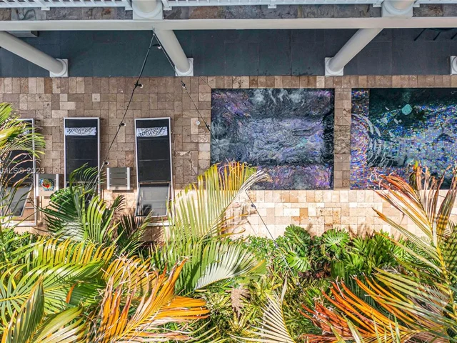 1958 Harbourview Dr, Fort Lauderdale FL 33316