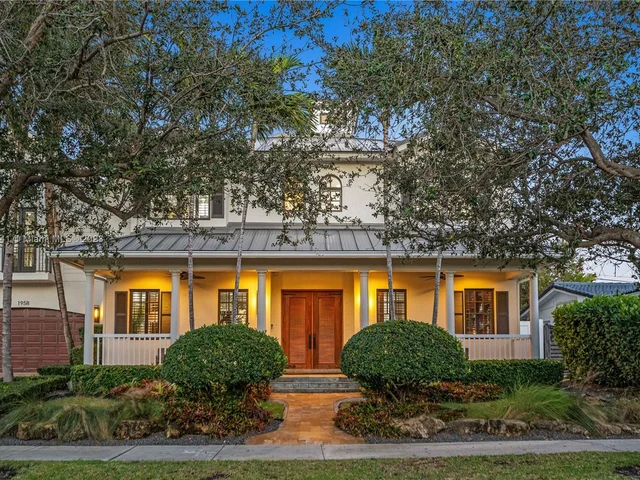 1958 Harbourview Dr, Fort Lauderdale FL 33316