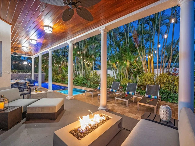 1958 Harbourview Dr, Fort Lauderdale FL 33316