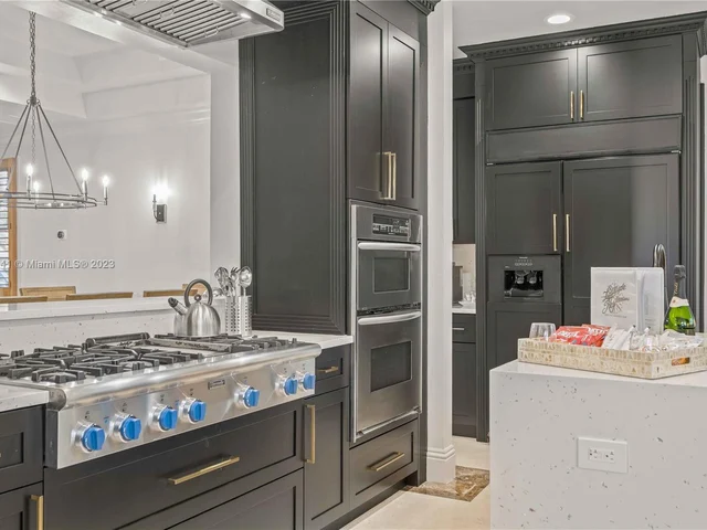 1958 Harbourview Dr, Fort Lauderdale FL 33316