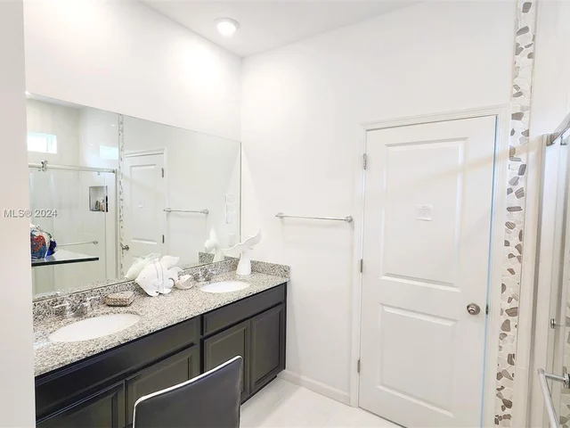 1801 Lake Cove Dr, Lake Worth FL 33460