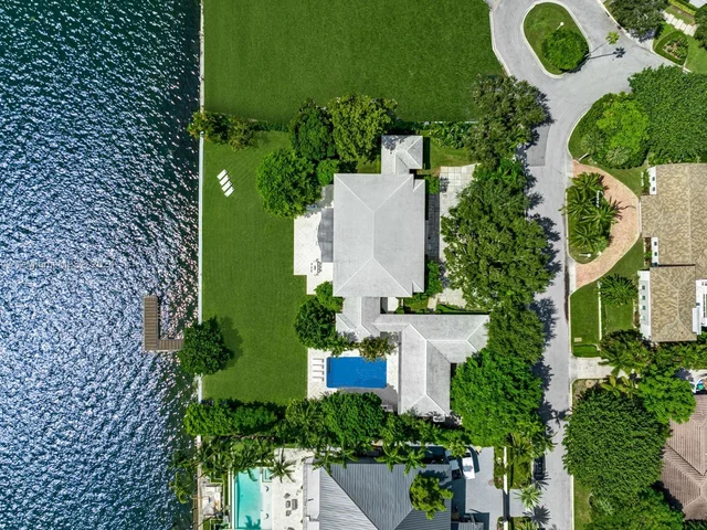 4355 Sabal Palm Rd, Miami FL 33137