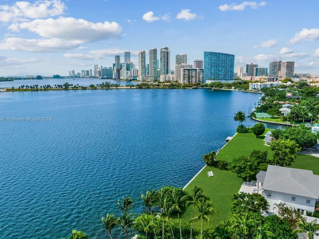 4355 Sabal Palm Rd, Miami FL 33137