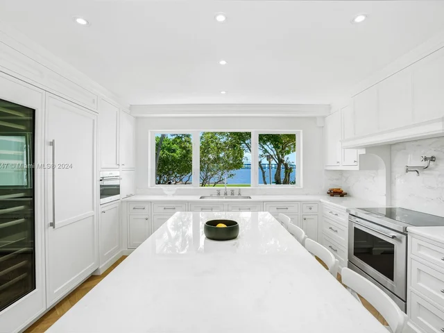 4355 Sabal Palm Rd, Miami FL 33137