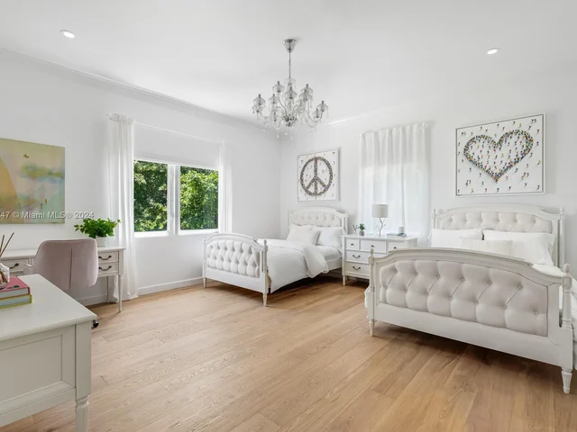 4355 Sabal Palm Rd, Miami FL 33137