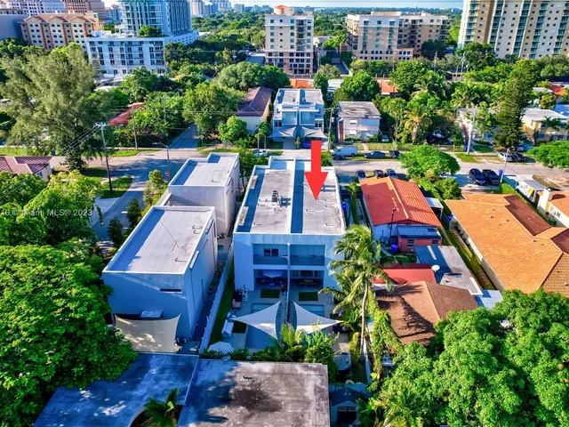 3570 SW 23rd St # 3570, Miami FL 33145