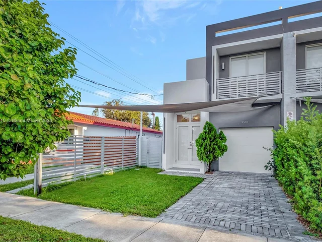 3570 SW 23rd St # 3570, Miami FL 33145