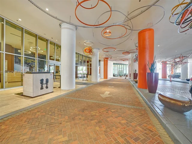 4111 S Ocean Dr, Hollywood FL 33019