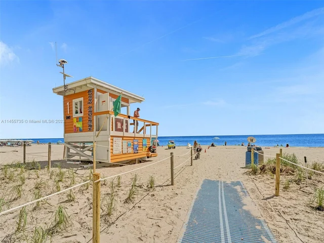 4111 S Ocean Dr, Hollywood FL 33019