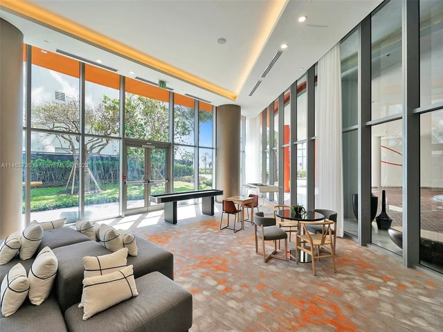 4111 S Ocean Dr, Hollywood FL 33019