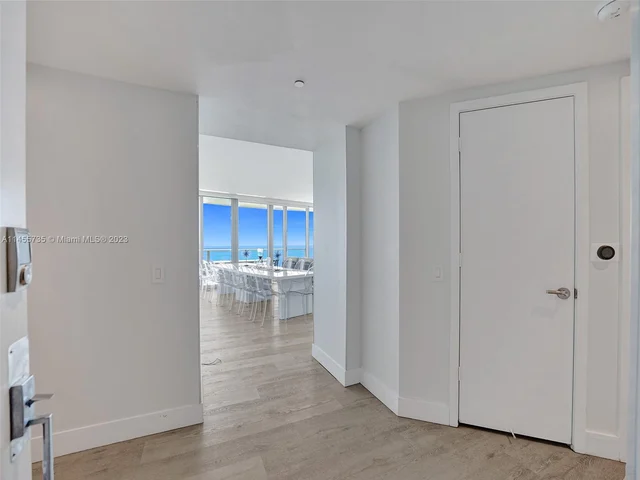 4111 S Ocean Dr, Hollywood FL 33019