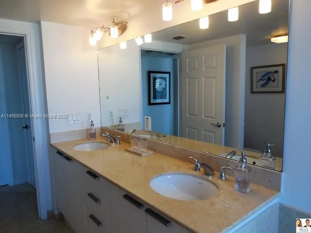 16699 Collins Ave # 2807, Sunny Isles Beach FL 33160