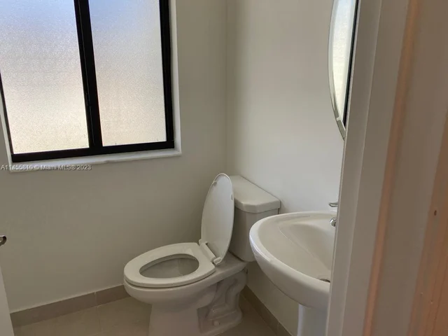 21416 NE 3rd Path # 21416, Miami FL 33179