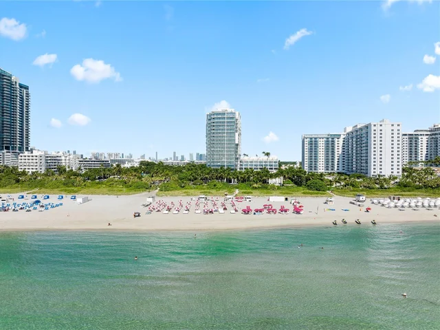 2201 Collins Ave # 1429, Miami Beach FL 33139