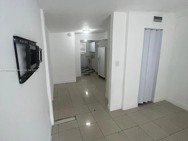 2350 NW 104th Ter, Miami FL 33147