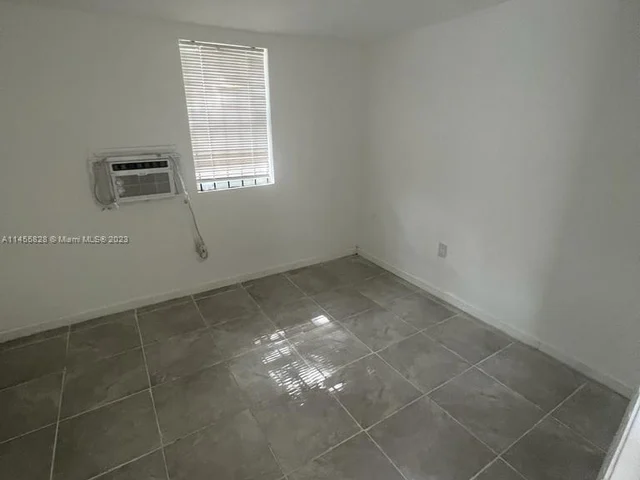 2350 NW 104th Ter, Miami FL 33147