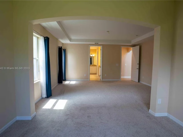 6981 Phillips Reserve Ct, Orlando FL 32819