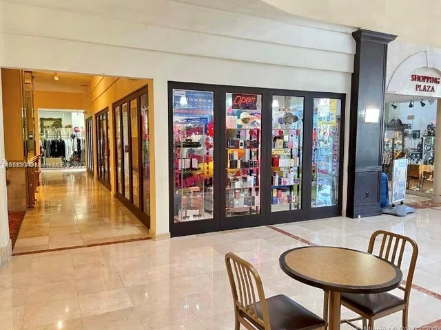 19201 Collins Ave # 114, Sunny Isles Beach FL 33160