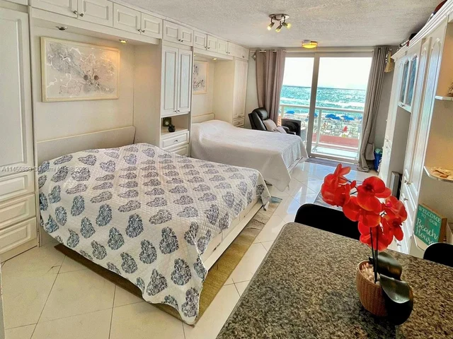 19201 Collins Ave # 114, Sunny Isles Beach FL 33160