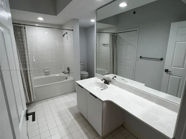 3165 NE 184th St # 6304, Aventura FL 33160