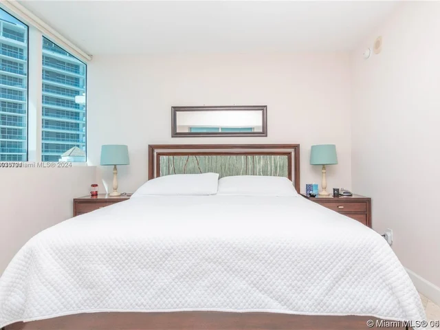 3801 Collins Ave # 1102, Miami Beach FL 33140