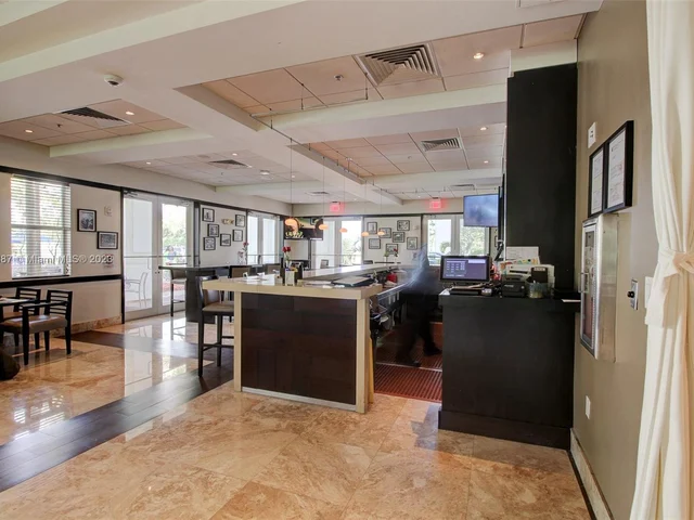 5300 NW 87th Ave # 1213, Doral FL 33178