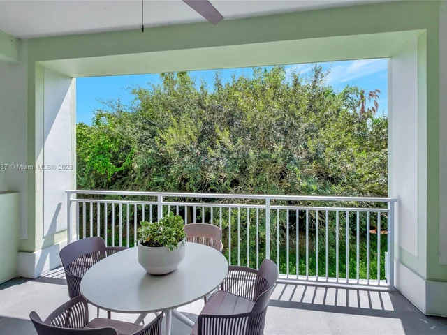 5300 NW 87th Ave # 1213, Doral FL 33178