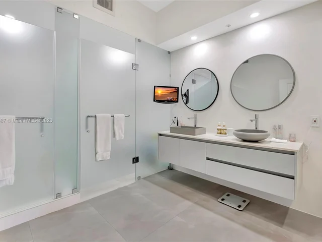 5300 NW 87th Ave # 1213, Doral FL 33178