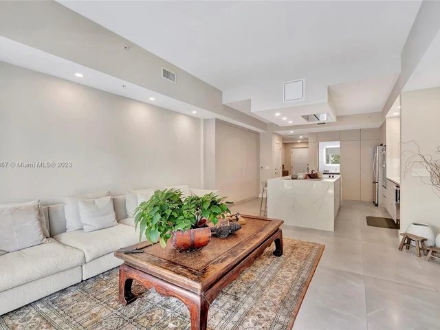 5300 NW 87th Ave # 1213, Doral FL 33178