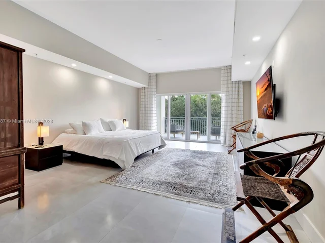 5300 NW 87th Ave # 1213, Doral FL 33178