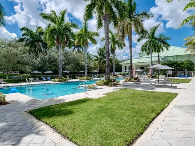 5300 NW 87th Ave # 1213, Doral FL 33178