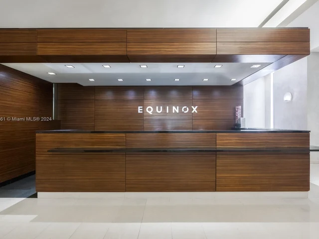 1425 Brickell Ave, Miami FL 33131