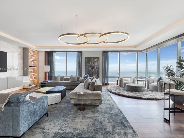 1425 Brickell Ave, Miami FL 33131